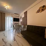 Bella Πανσιόν *