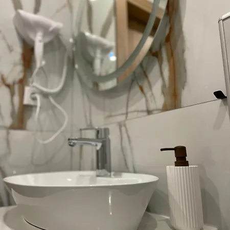 ゲストハウス Bella