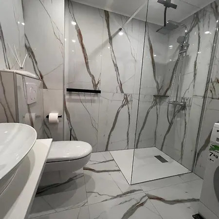 ゲストハウス Bella